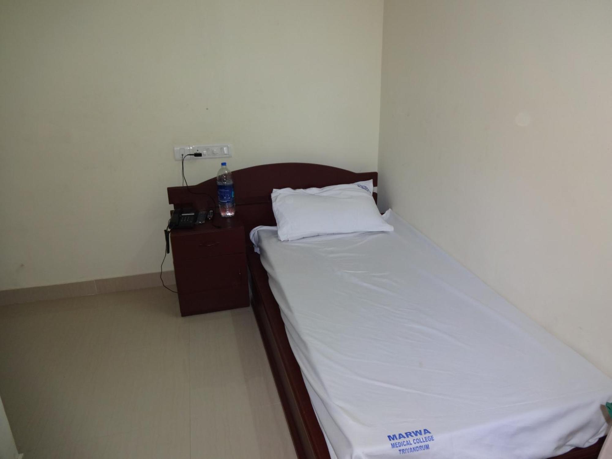 Marwa Inn Thiruvananthapuram Ngoại thất bức ảnh