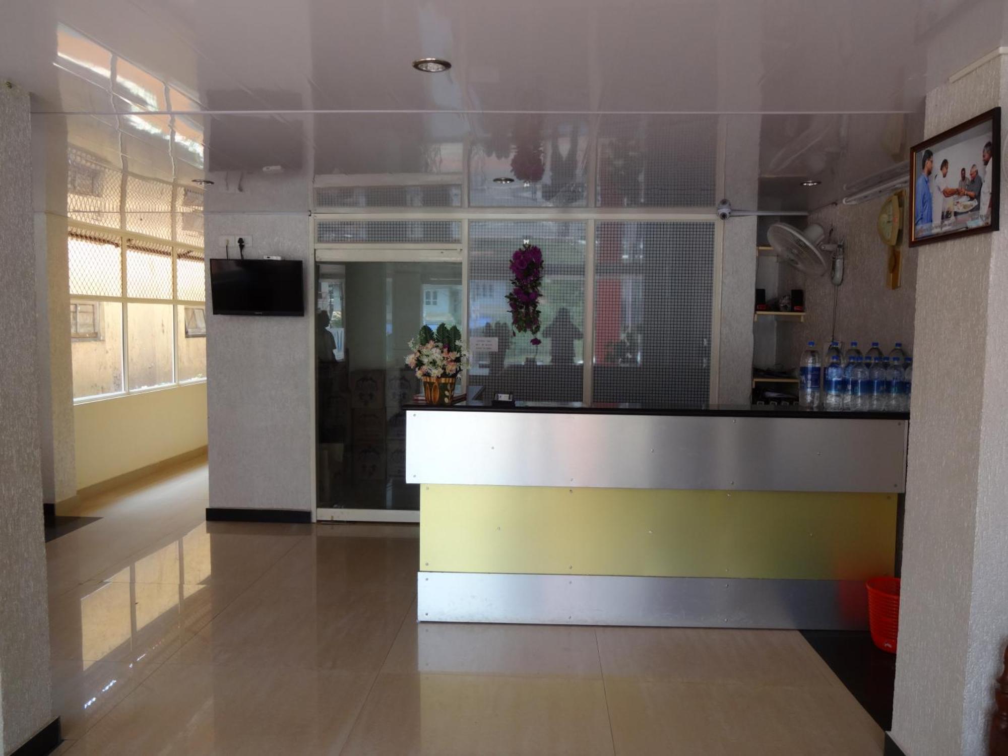 Marwa Inn Thiruvananthapuram Ngoại thất bức ảnh